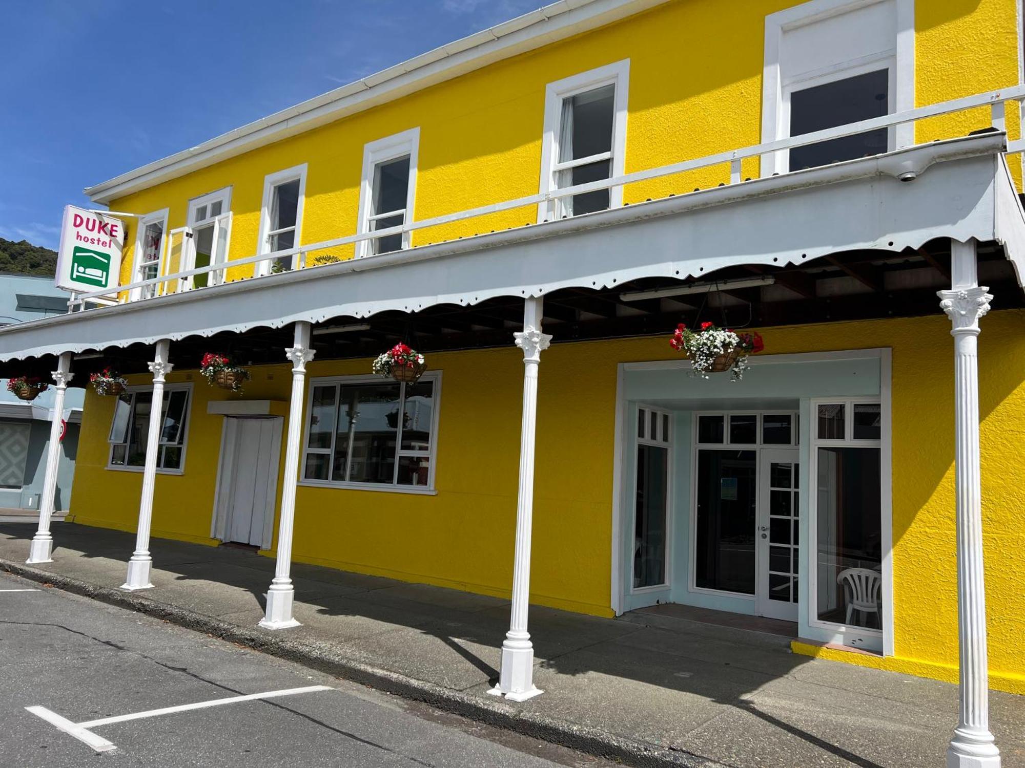 The Duke Hostel Greymouth Exterior foto The Duke of Marlborough Hotel